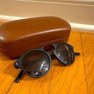 Illesteva Milan 2 sunglasses matte black